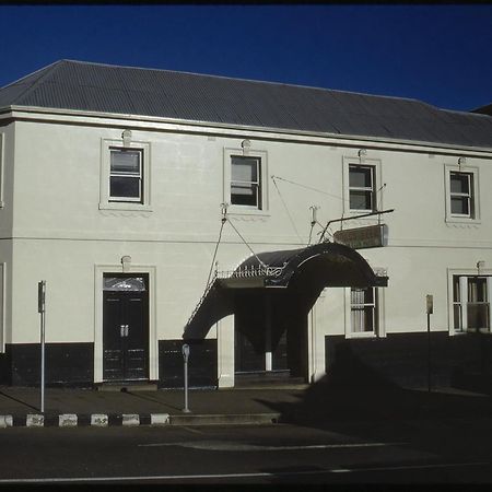 Okeefes Hotel Backpackers Launceston Exterior photo
