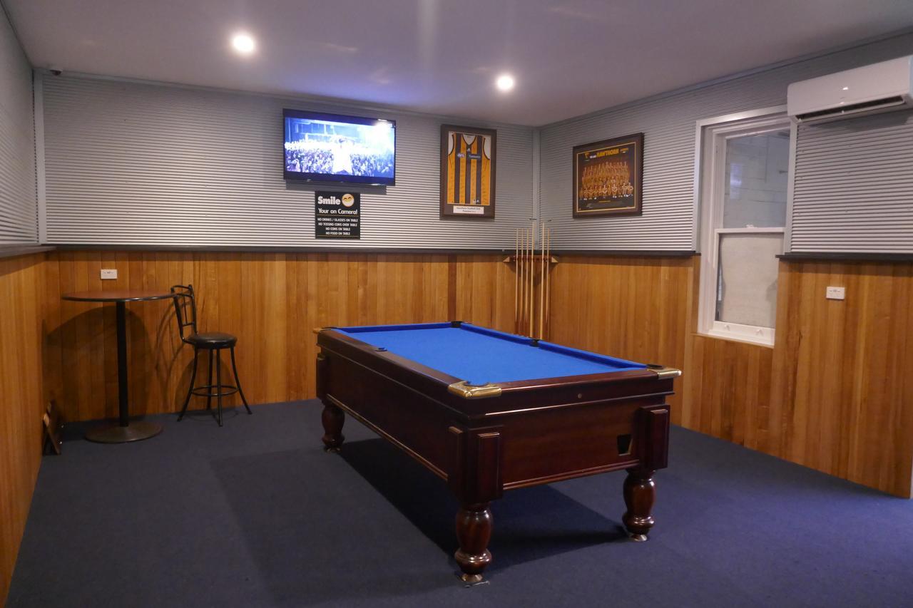 Okeefes Hotel Backpackers Launceston Exterior photo